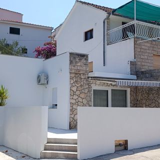 Apartmanok Parkolóhellyel Sutivan, Brac - 21426 Sutivan (3)