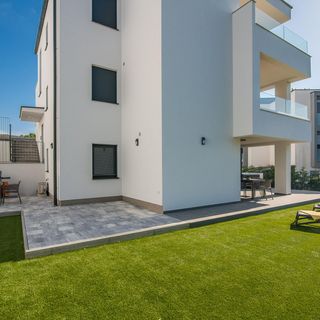 Apartmanok Parkolóhellyel Njivice, Krk - 21493 Njivice (3)