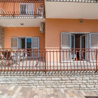 Apartmanok Parkolóhellyel Vodice - 21743 (4)