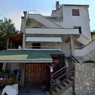 Apartmanok Parkolóhellyel Njivice, Krk - 21770 Njivice (2)