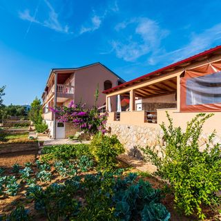 Apartmanok A Tenger Mellett Maslenica, Novigrad - 21903 Maslenica (4)