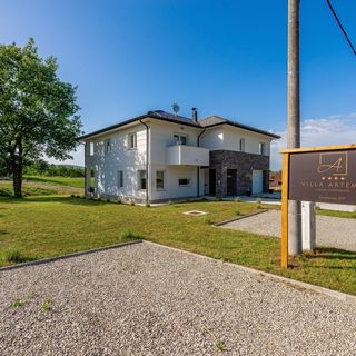 Apartmanok és Szobák Parkolóhellyel Grabovac, Plitvice - 21931 Grabovac (4)