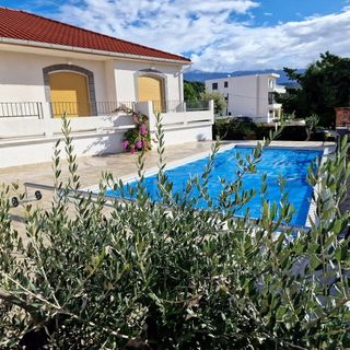 Ház Családok Részére Medencével A Tenger Mellett Barbat, Rab - 22081 Barbat (2)