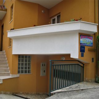 Apartmanok A Tenger Mellett Okrug Gornji, Ciovo - 22139 Okrug Gornji (3)