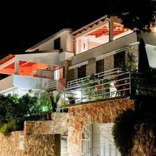 Apartments With Parking Space Jelsa, Hvar - 22211 Jelsa (2)