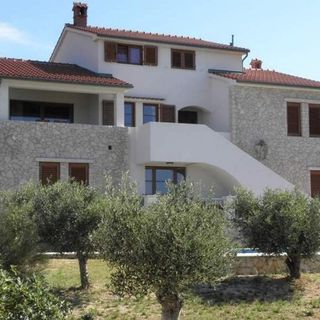 Apartmanok Családok Részére Medencével Barbat, Rab - 22358 Barbat (4)