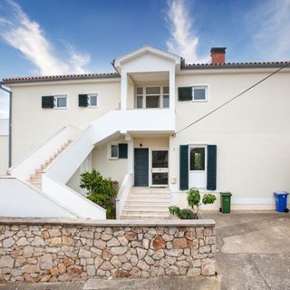 Apartmanok Parkolóhellyel Murter - 22405 (5)