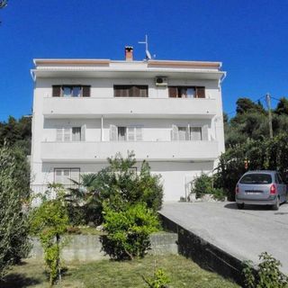 Apartmanok Parkolóhellyel Banjol, Rab - 22422 Banjol (2)