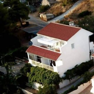 Apartments With Parking Space Ivan Dolac, Hvar - 22459 Ivan Dolac (2)