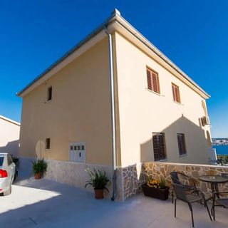Apartments With Parking Space Trogir - 22505 (5)