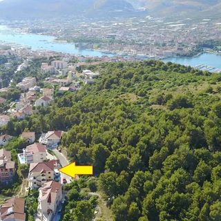 Apartments With Parking Space Trogir - 22505 (2)