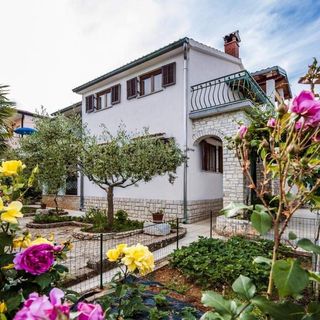 Apartmanok Parkolóhellyel Rovinj - 22528 (2)