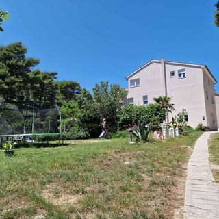 Apartmanok Parkolóhellyel Mundanije, Rab - 22552 Mundanije (5)