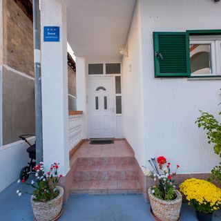 Apartmanok Parkolóhellyel Vodice - 22557 (3)