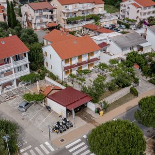 Apartmanok Parkolóhellyel Lopar, Rab - 22558 Lopar (4)