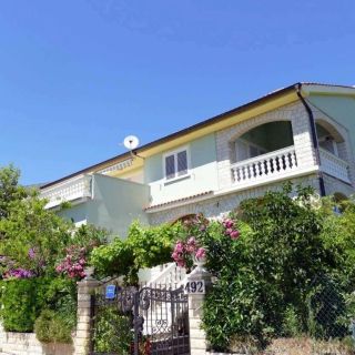Apartments With Parking Space Palit Rab - 22562 (3)