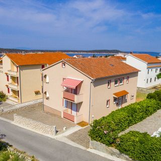 Apartmanok Parkolóhellyel Barbat, Rab - 22584 Barbat (3)