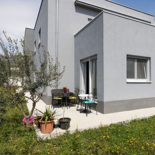 Apartmanok Parkolóhellyel Kastel Stari, Kastela - 22590 Kaštel Stari (2)