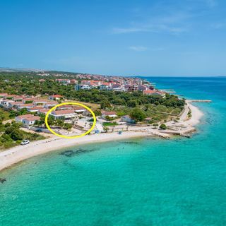 Ház Gyermekes Családok Részére A Tenger Mellett Mandre, Pag - 22604 Mandre (2)