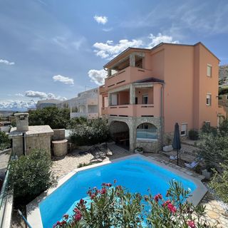 Apartmanok Medencével Pag - 22607 (2)