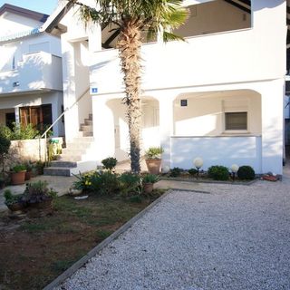 Apartmanok Parkolóhellyel Vir - 22626 (4)