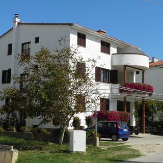 Apartmanok Parkolóhellyel Baska, Krk - 22661 Baška (2)