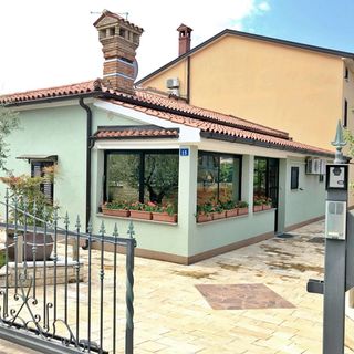 Apartmanok Parkolóhellyel Umag - 22722 (3)