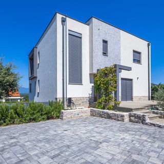 Apartmanok Családok Részére Medencével Njivice, Krk - 22805 Njivice (2)