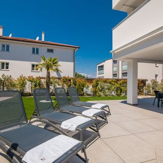 Apartmanok Családok Részére Medencével Njivice, Krk - 22806 Njivice (4)