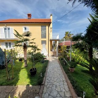 Apartmanok Parkolóhellyel Malinska, Krk - 22892 Malinska (2)