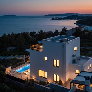 Luxusvilla A Tenger Mellett Medencével Rastici, Ciovo - 22934 Rastići (3)