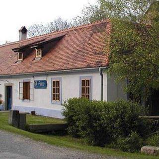 Chalupa U kamenného stolu Písečné (2)