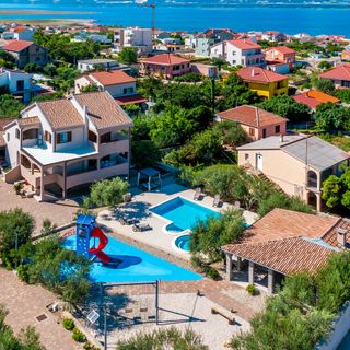 Villa Zlatni Dvori Razanac (2)