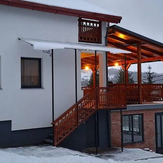 CabAna de la Colibița (2)