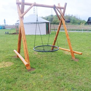 Jurta w Dębowinie (2)