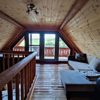 Rönkházikó Gagyapáti (3)