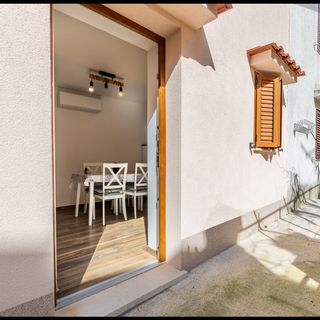 Apartment Marylin Baška (2)