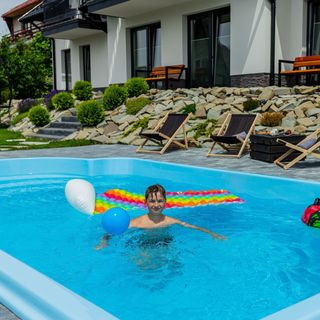 Willa Bania blisko Centrum - Basen - Widok na Babią Górę (5)