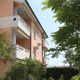Apartments Ema i Mislav Baska (2)