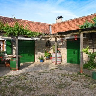 Rooms B&B Linda Pirovac (2)