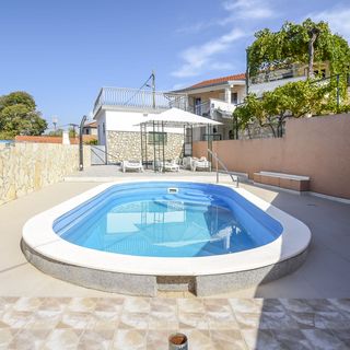 House Neda Razanj II (2)