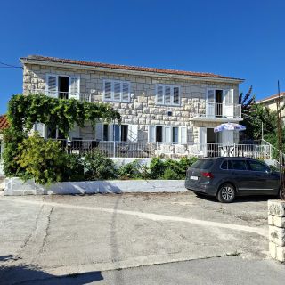 Apartmani Lukić Supetar (3)
