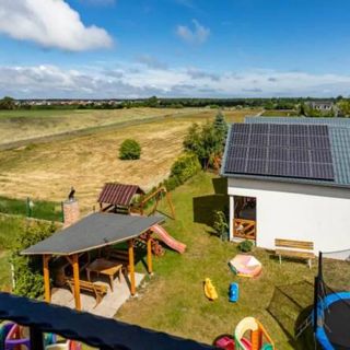 GOŚCINIEC NADMORSKI - DOMKI I APARTAMENTY Karwia (2)