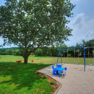 White house Liznjan (4)