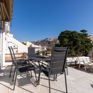 Apartments Sunny Baška (5)