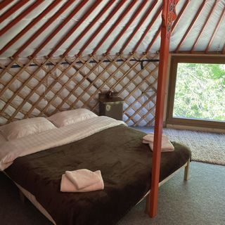 Eleven Jurta Szállás Bakonyszentlászló (4)