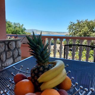 Apartmani Maro Starigrad (2)