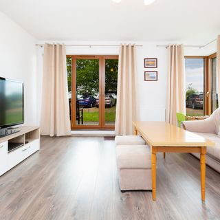 Nowy Świat 31B/5 (3)