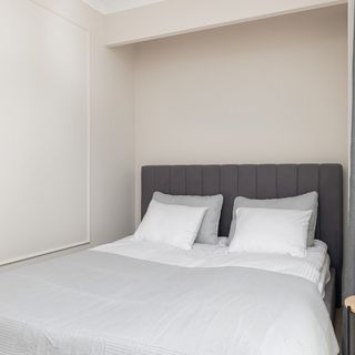 Pl. Słowiański 10/6 (2)