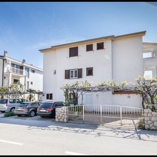 Apartment Azalea Baška (5)